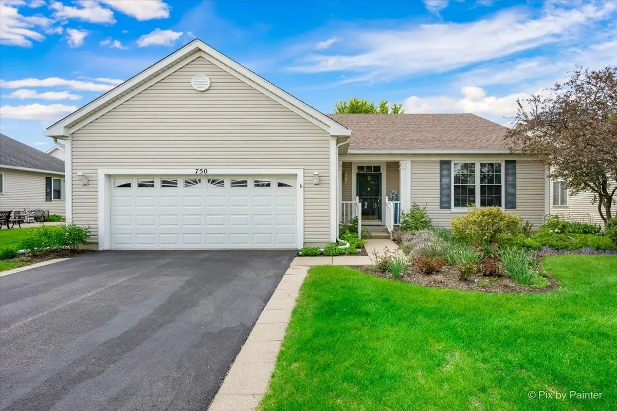 Property Slideshow image 1 of 53 | 750 pentwater rd, Romeoville, IL, 60446
