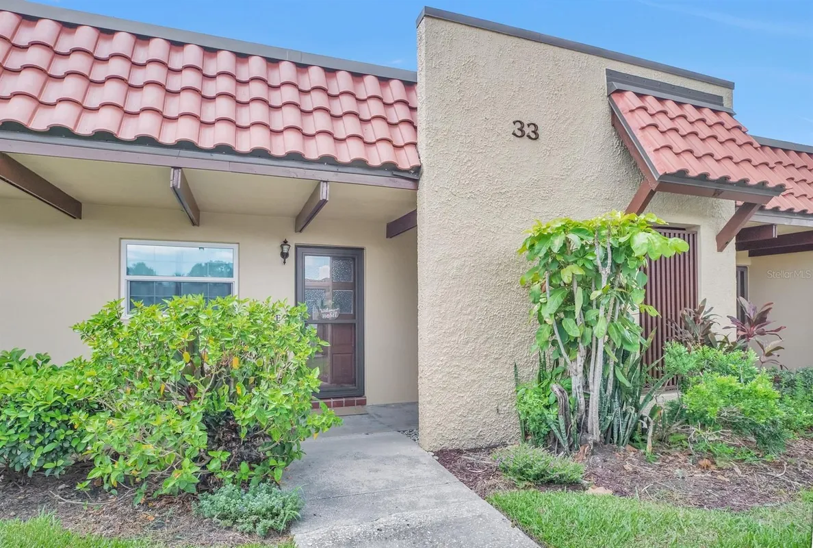 Property Slideshow image 1 of 56 | 1701 pinehurst rd 33e, Dunedin, FL, 34698