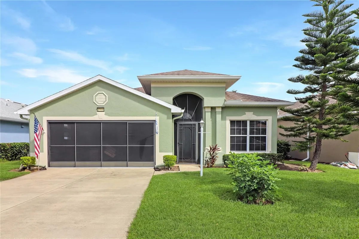 Property Slideshow image 1 of 39 | 27114 greenfly orchid ln, Leesburg, FL, 34748