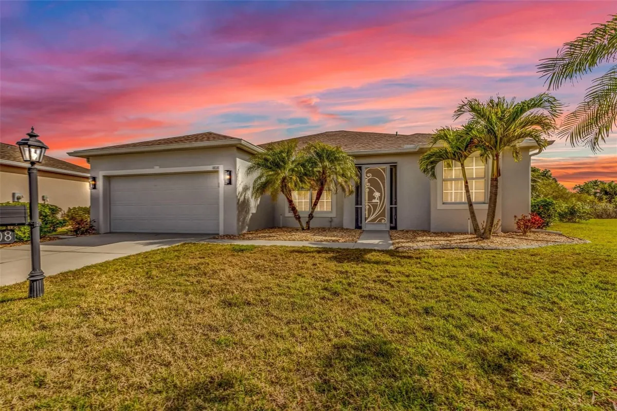 Property Slideshow image 1 of 38 | 1808 kings gate ct, Punta Gorda, FL, 33980
