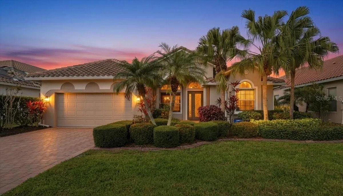 Property Slideshow image 1 of 61 | 6558 41st ct, Sarasota, FL, 34243