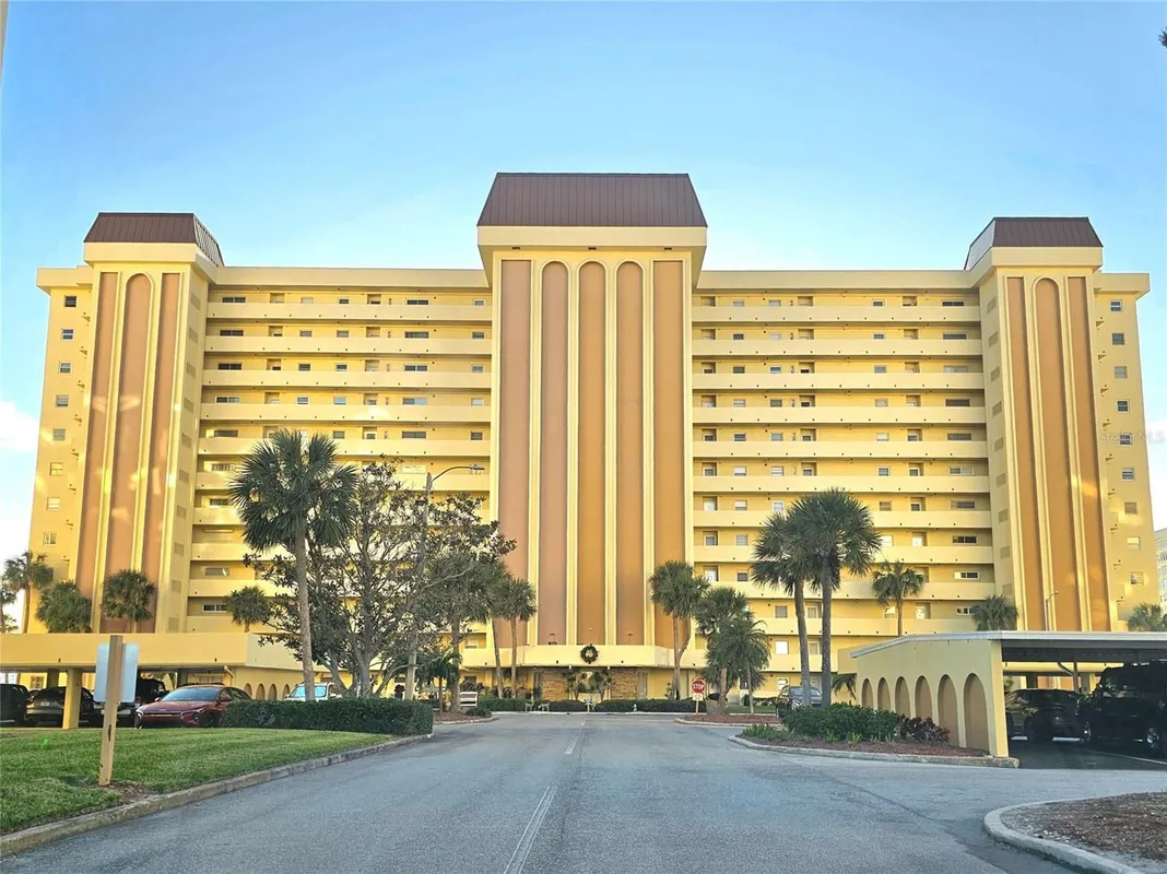 Property Slideshow image 1 of 42 | 4525 cove cir apt 1002, St Petersburg, FL, 33708