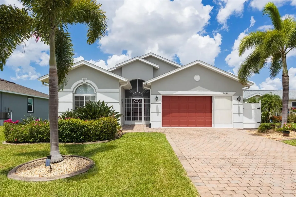 Property Slideshow image 1 of 50 | 8648 lake front ct court, Punta Gorda, FL, 33950