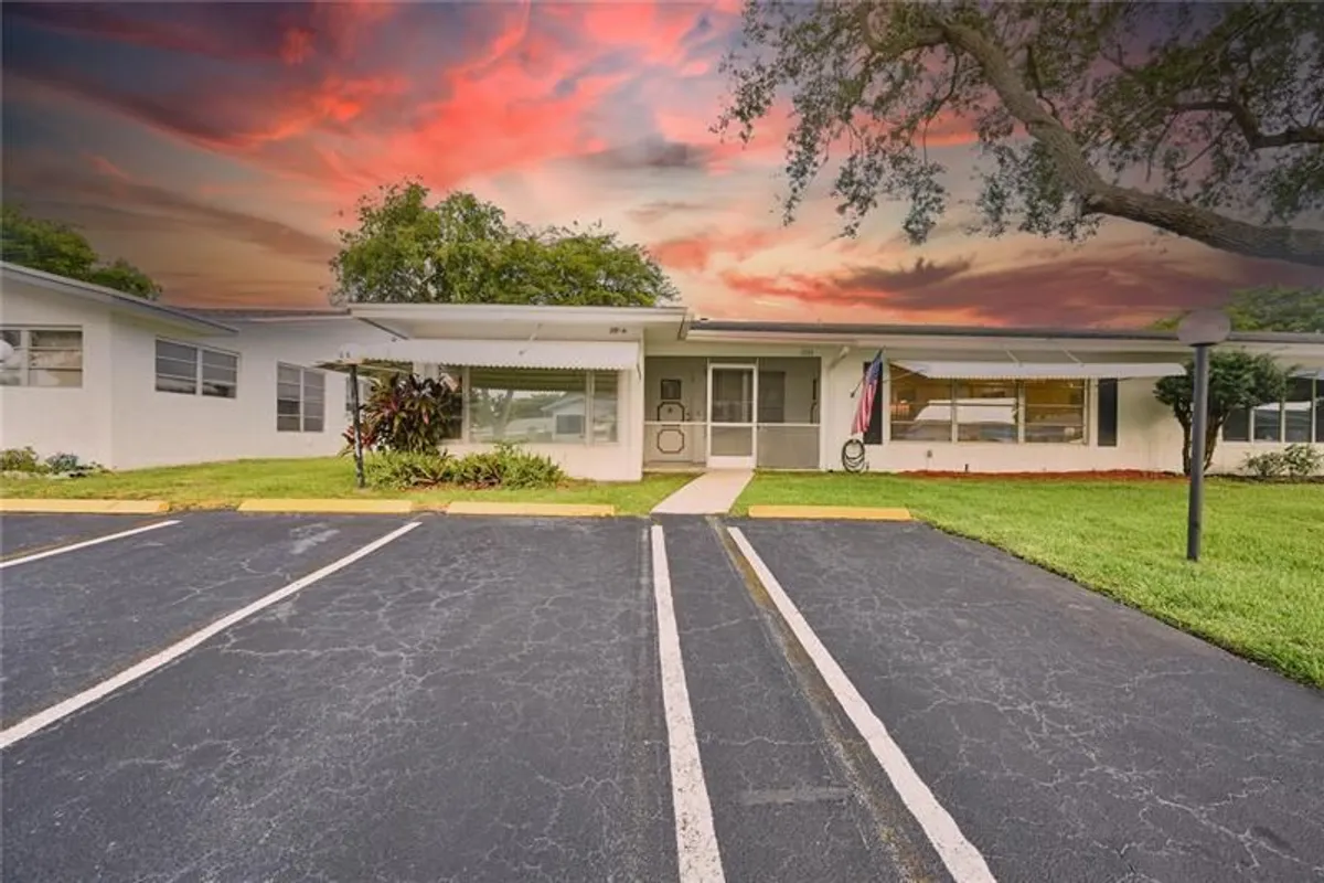 Property Slideshow image 1 of 73 | 1084 nw 83rd ave # 1084, Plantation, FL, 33322