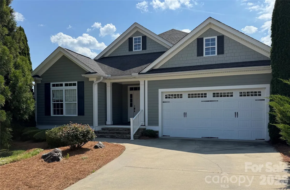 Property Slideshow image 1 of 32 | 25 copper ct, Hendersonville, NC, 28792