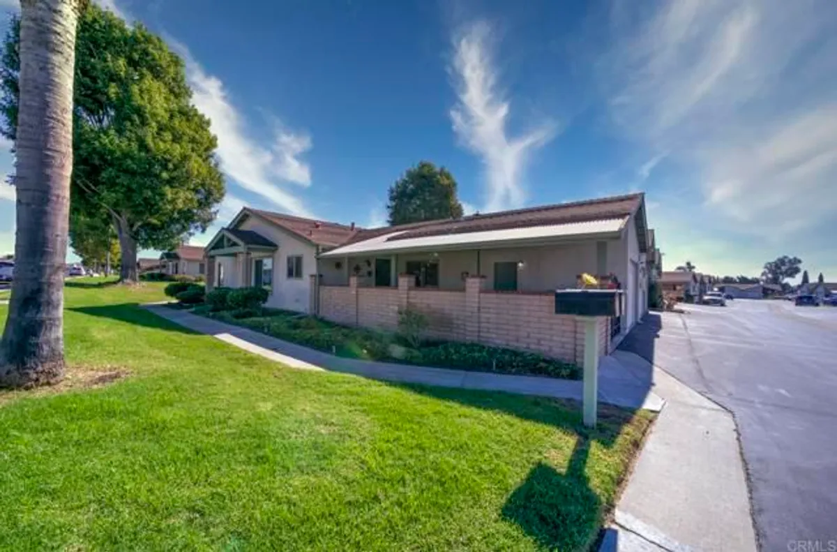 Property Slideshow image 1 of 30 | 1024 eider way, Oceanside, CA, 92057