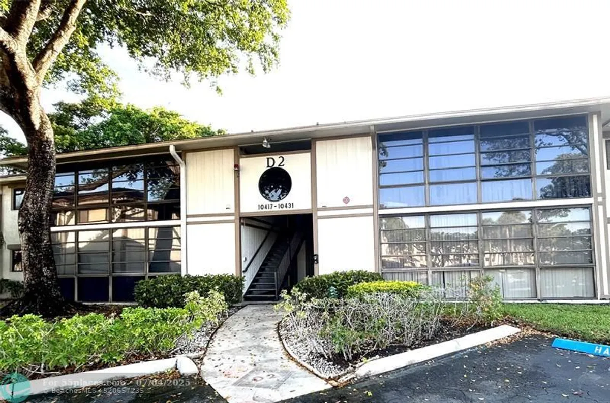 Property Slideshow image 1 of 14 | 10429 e clairmont cir # 108, Tamarac, FL, 33321