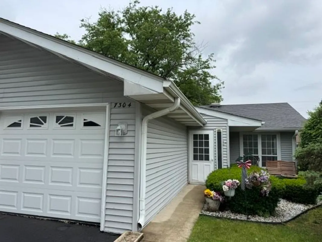 Property Slideshow image 1 of 20 | 7304 lynda ct, Fox Lake, IL, 60020