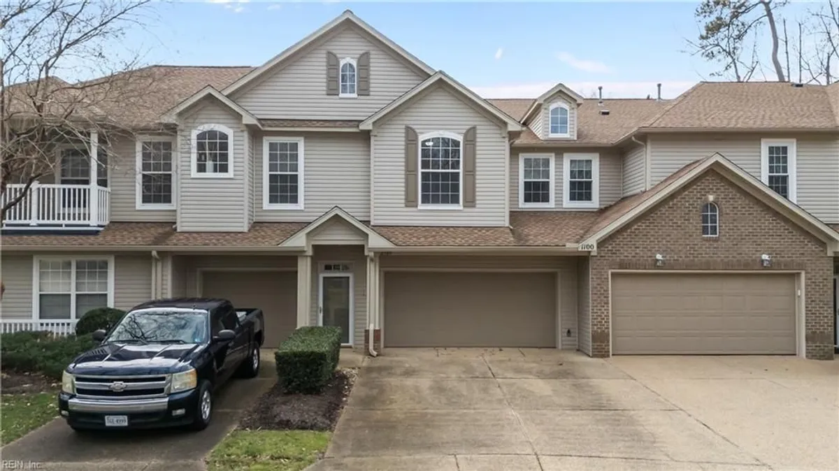 Property Slideshow image 1 of 37 | 2789 browning dr, Virginia Beach, VA, 23456