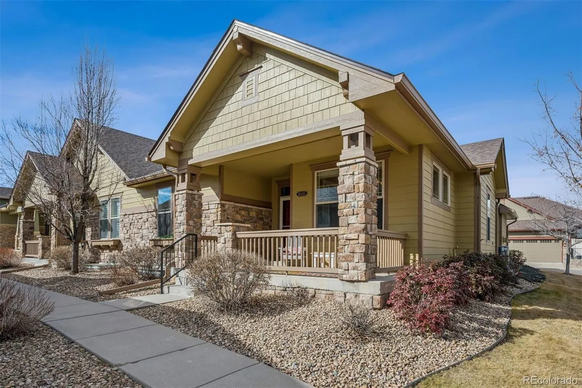 Property Slideshow image 1 of 39 | 8526 w quarles pl, Littleton, CO, 80128