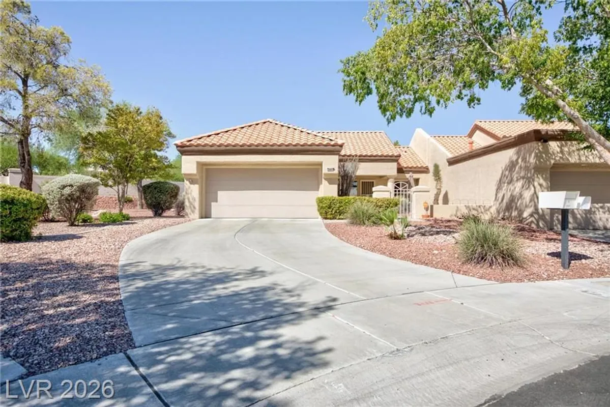 Property Slideshow image 1 of 43 | 2401 dove valley ct, Las Vegas, NV, 89134