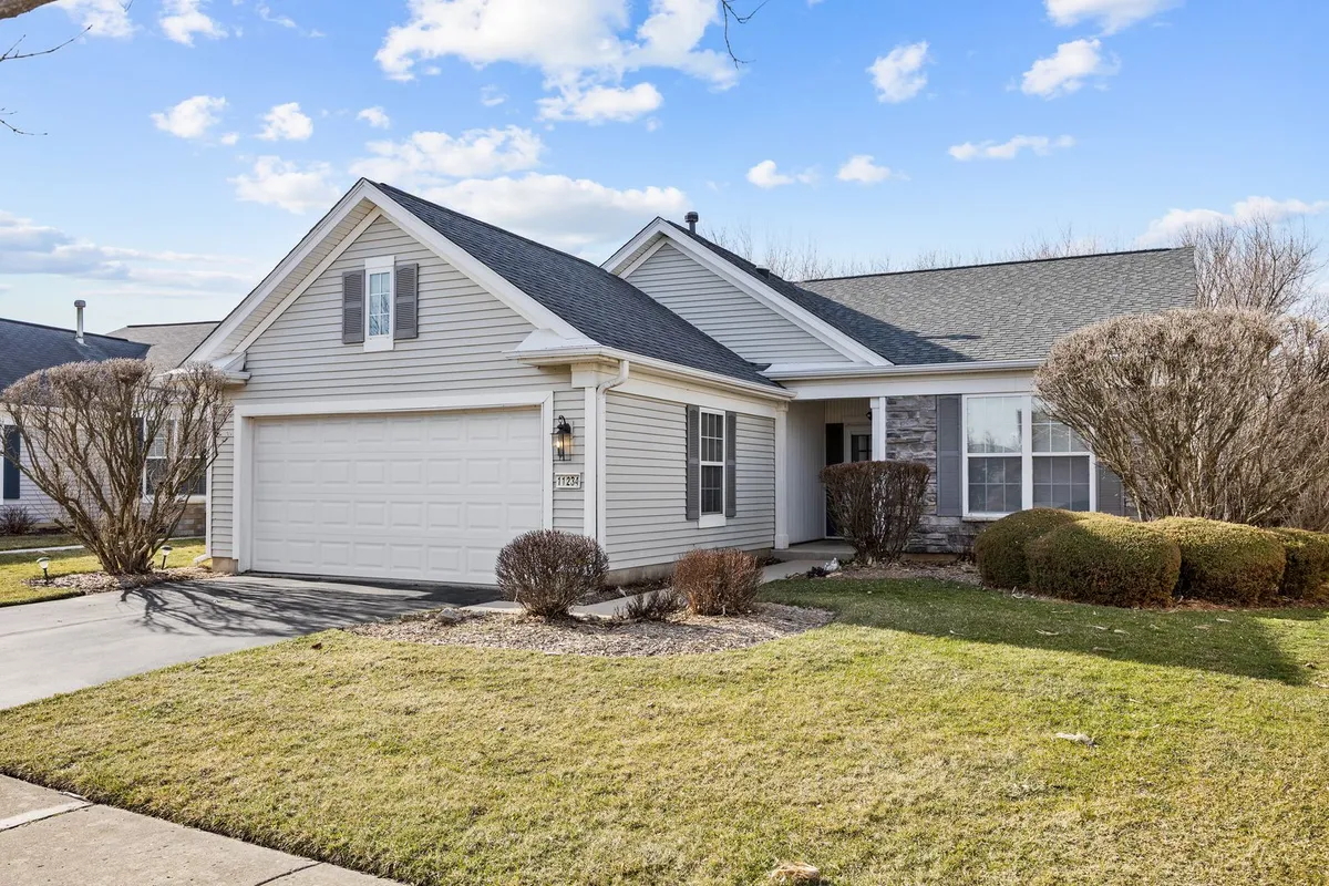 Property Slideshow image 1 of 31 | , Huntley, IL, 60142
