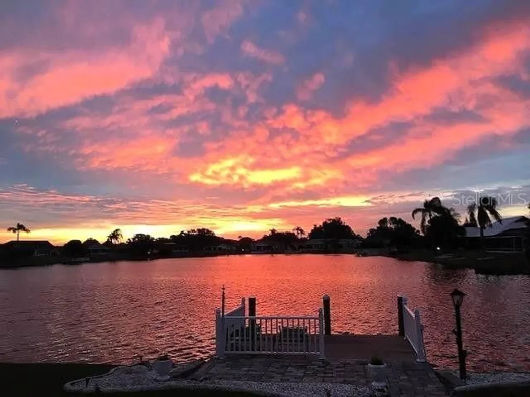 Property Slideshow image 1 of 70 | 1710 new bedford dr, Sun City Center, FL, 33573