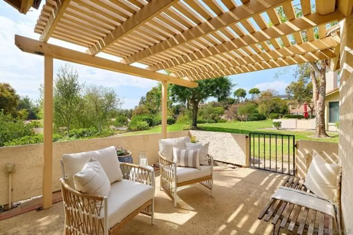 Property Slideshow image 1 of 34 | 17804 corte huasco 58, San Diego, CA, 92128
