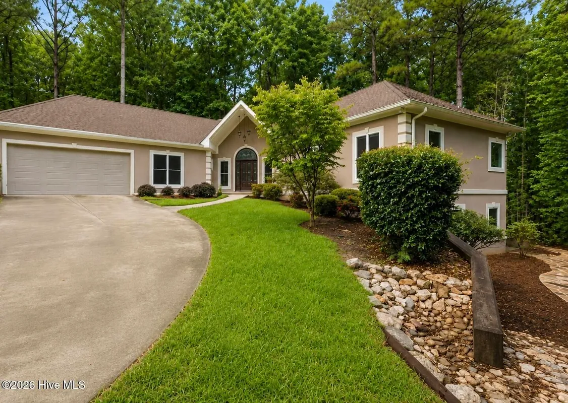 Property Slideshow image 1 of 42 | 214 holly ln, Mccormick, SC, 29835