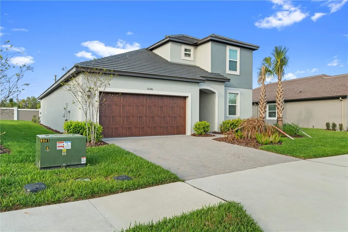 Property Slideshow image 1 of 100 | 31740 griffin sands ln, San Antonio, FL, 33576