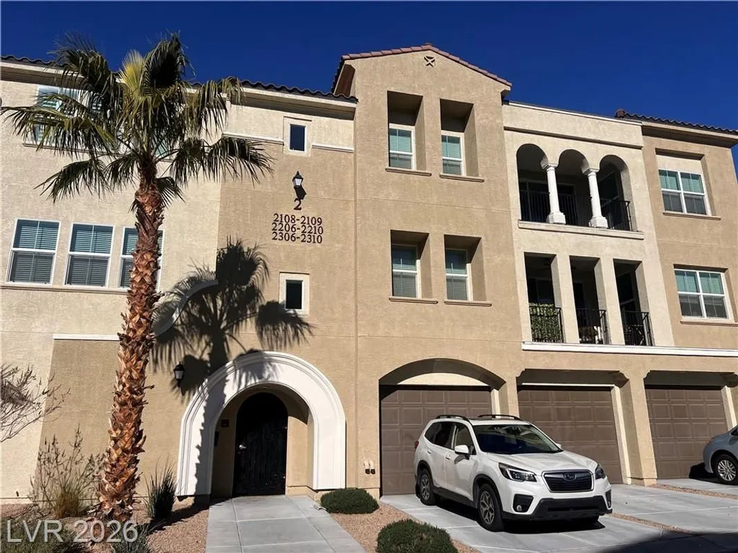 Property Slideshow image 1 of 17 | 2555 hampton rd 2207, Henderson, NV, 89052