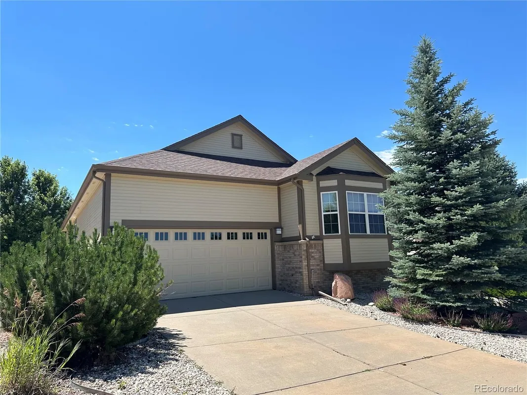 Property Slideshow image 1 of 28 | 22840 e heritage pkwy, Aurora, CO, 80016