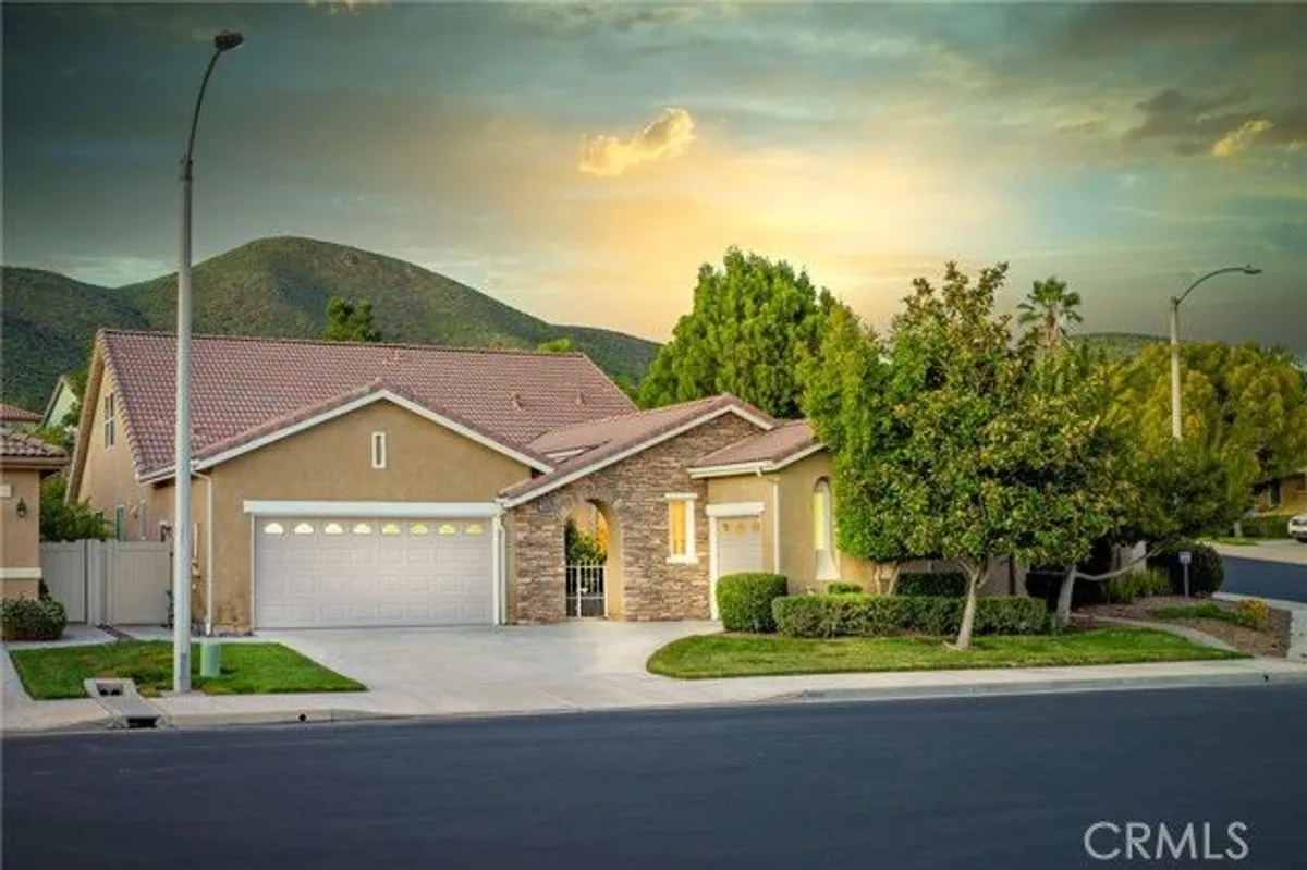 Property Slideshow image 1 of 36 | 28400 gold dust ct, Menifee, CA, 92584