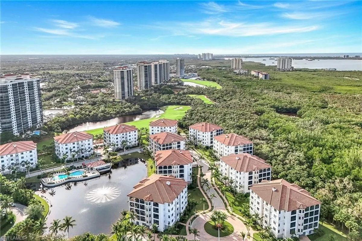 Property Slideshow image 1 of 49 | 4780 via del corso ln 402, Bonita Springs, FL, 34134