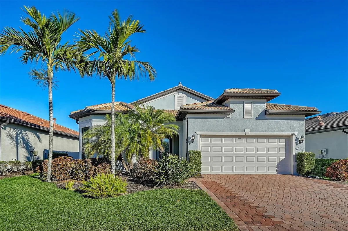 Property Slideshow image 1 of 40 | 5972 snowy egret dr, Sarasota, FL, 34238