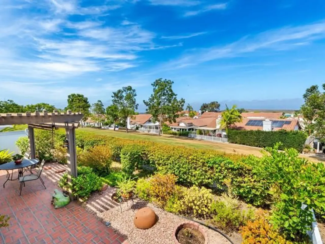 Property Slideshow image 1 of 75 | 4564 cordoba way, Oceanside, CA, 92056