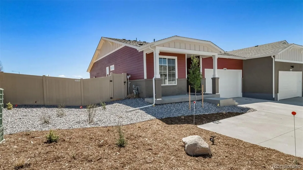 Property Slideshow image 1 of 32 | 4934 n tempe st, Aurora, CO, 80019