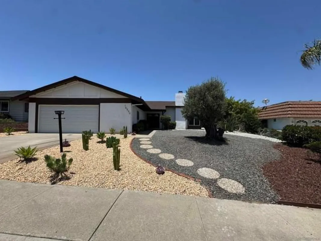 Property Slideshow image 1 of 27 | 16590 casero rd, San Diego, CA, 92128
