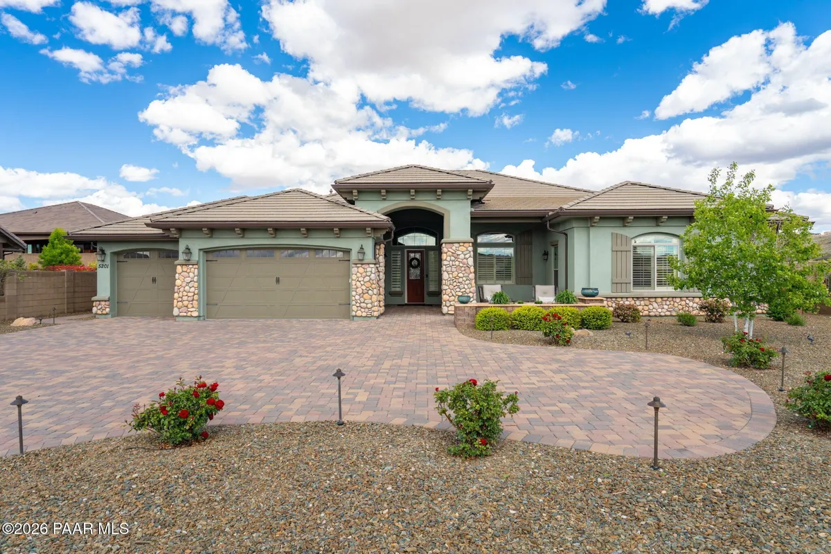 Property Slideshow image 1 of 73 | 5201 peavine view trl, Prescott, AZ, 86301