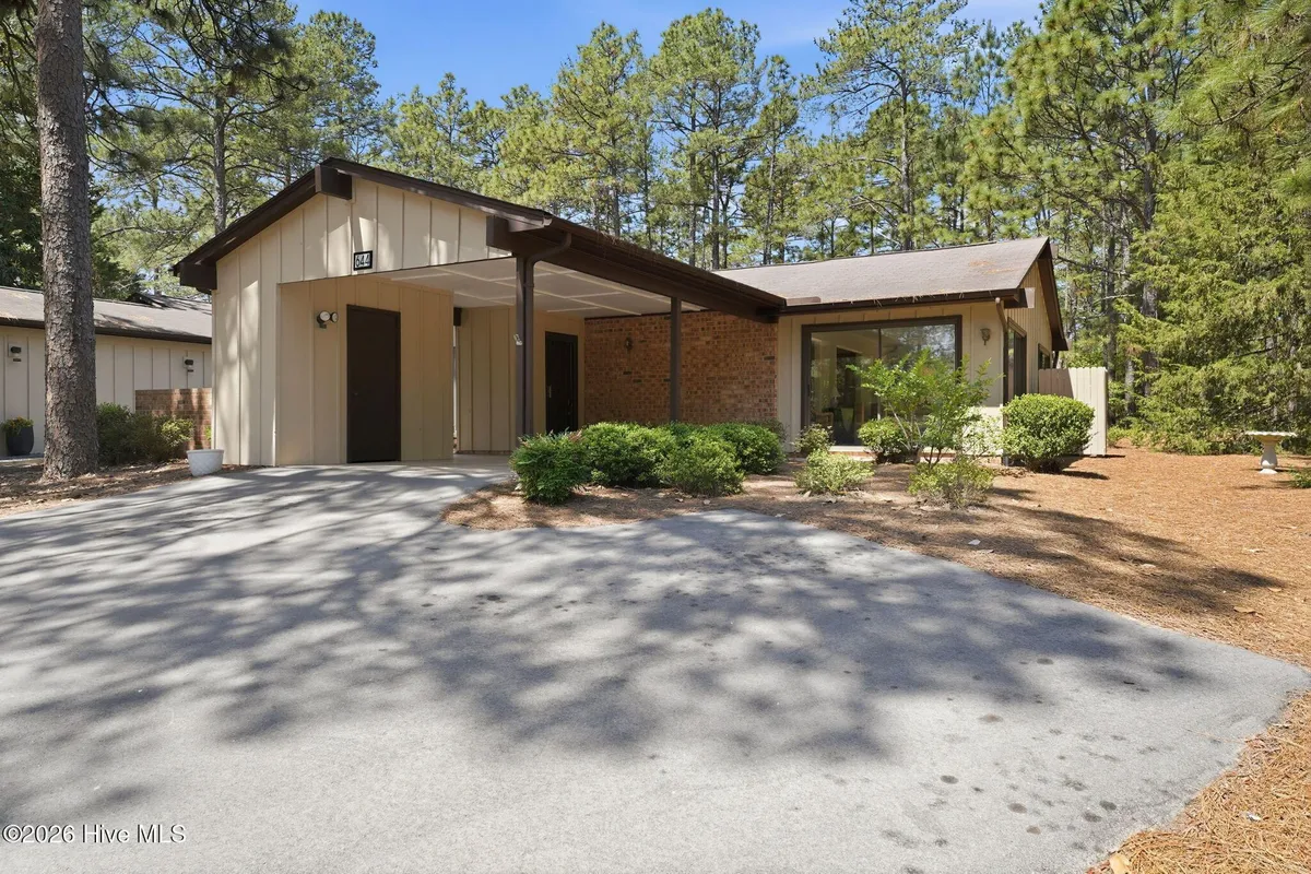 Property Slideshow image 1 of 22 | 644 redwood dr, Southern Pines, NC, 28387