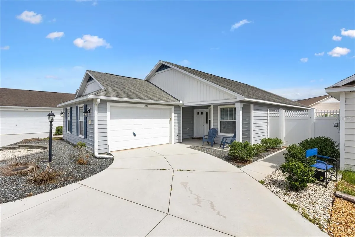 Property Slideshow image 1 of 26 | 1101 southern sun dr, The Villages, FL, 32162