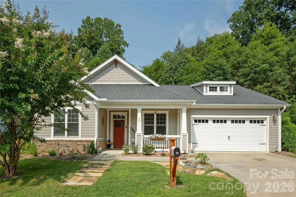 Property Slideshow image 1 of 44 | 38 pinebrook club dr, Asheville, NC, 28804