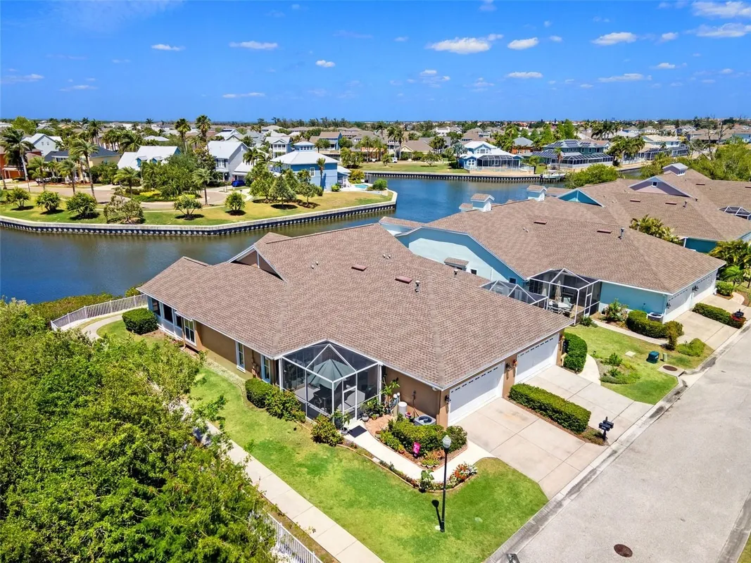 Property Slideshow image 1 of 62 | 5702 tides pl, Apollo Beach, FL, 33572