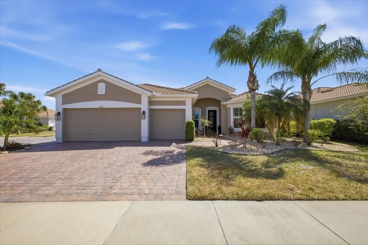 Property Slideshow image 1 of 29 | 6143 belina ct, Sarasota, FL, 34238
