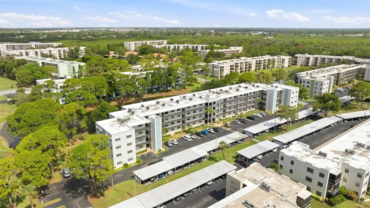Property Slideshow image 1 of 19 | 5980 80th st 308, St Petersburg, FL, 33709
