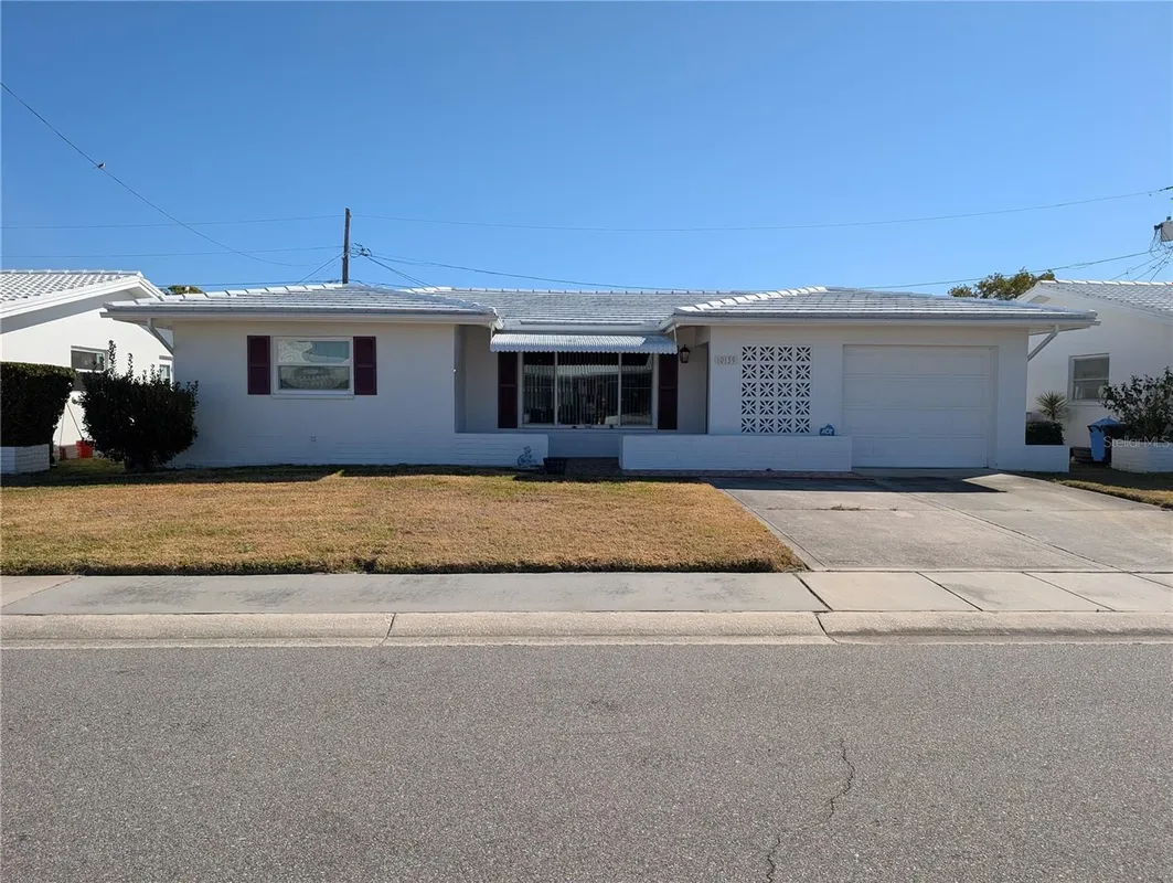 Property Slideshow image 1 of 56 | 10139 44th way, Pinellas Park, FL, 33782