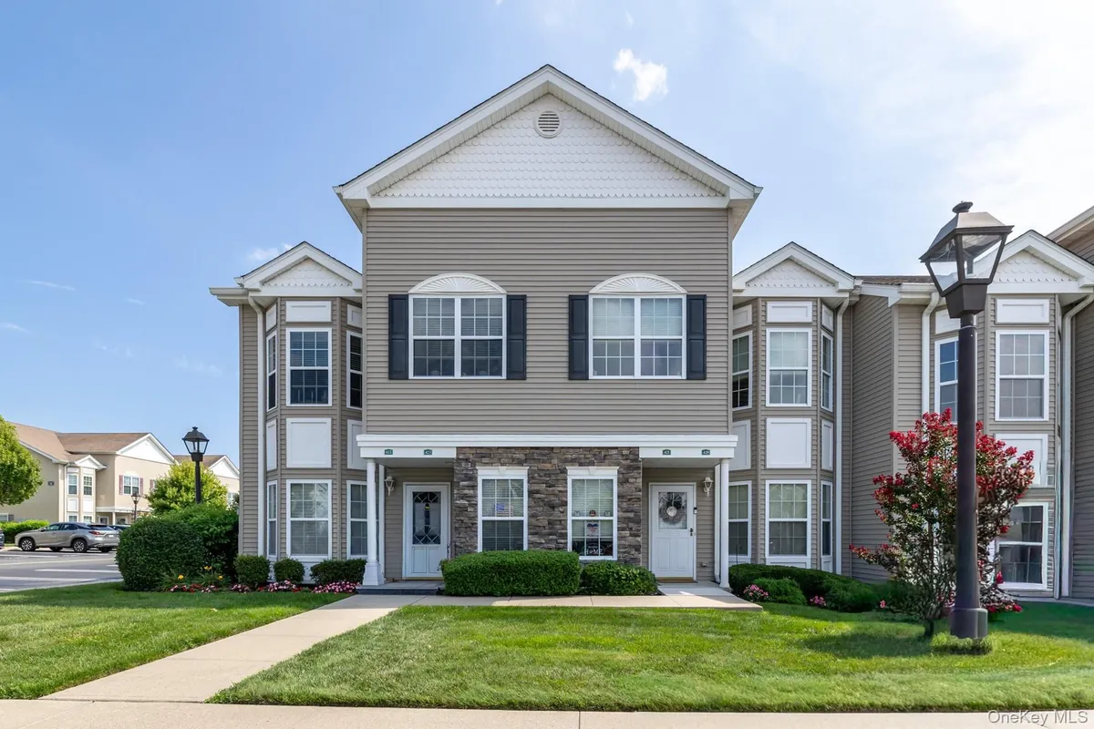 Property Slideshow image 1 of 32 | 421 autumn dr, Hempstead, NY, 11554
