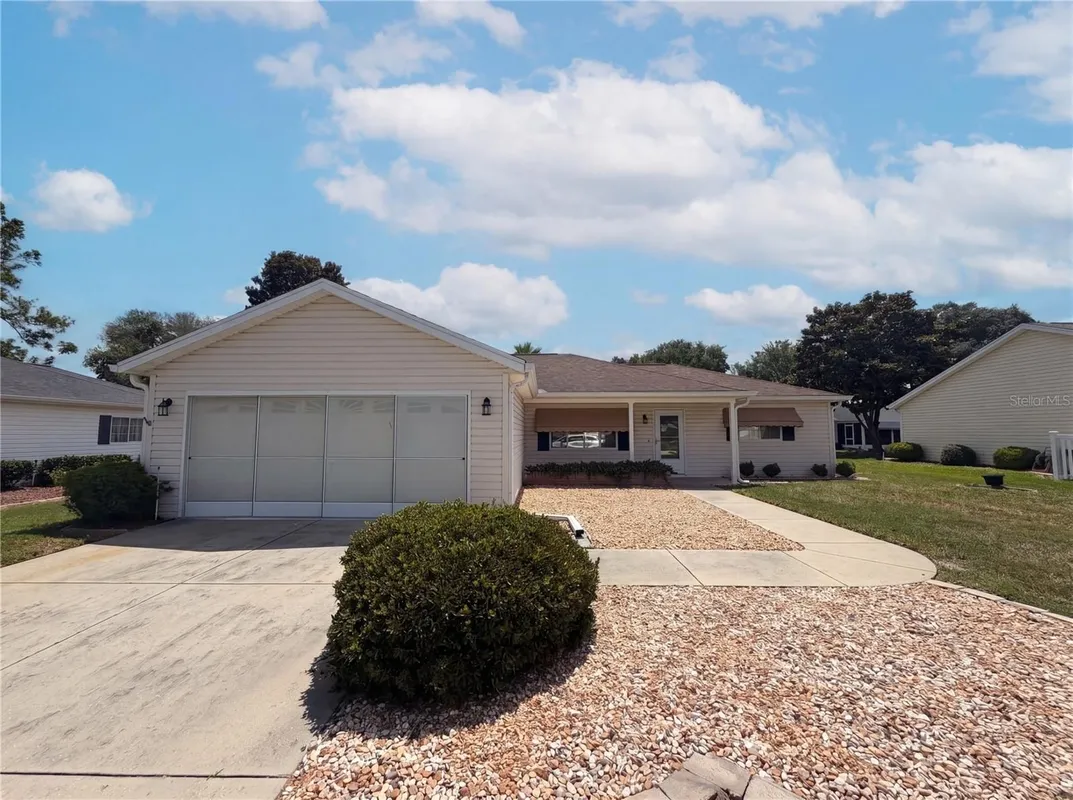Property Slideshow image 1 of 18 | 13763 sw 112th ter, Dunnellon, FL, 34432