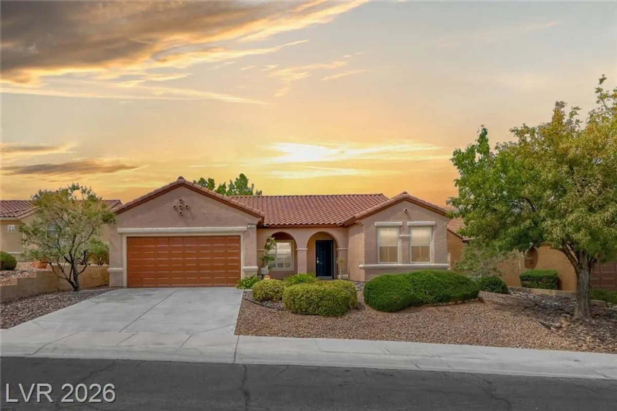 Property Slideshow image 1 of 52 | 1605 williamsport st, Henderson, NV, 89052