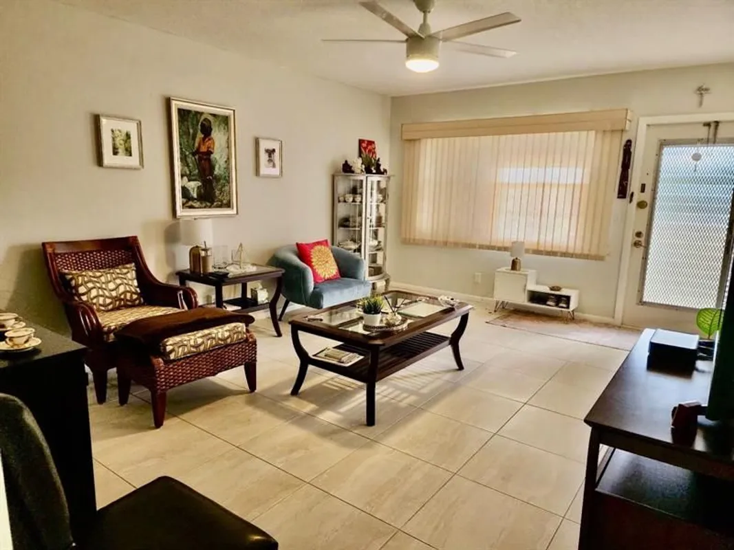 Property Slideshow image 1 of 37 | 458 tilford u # 458, Deerfield Beach, FL, 33442