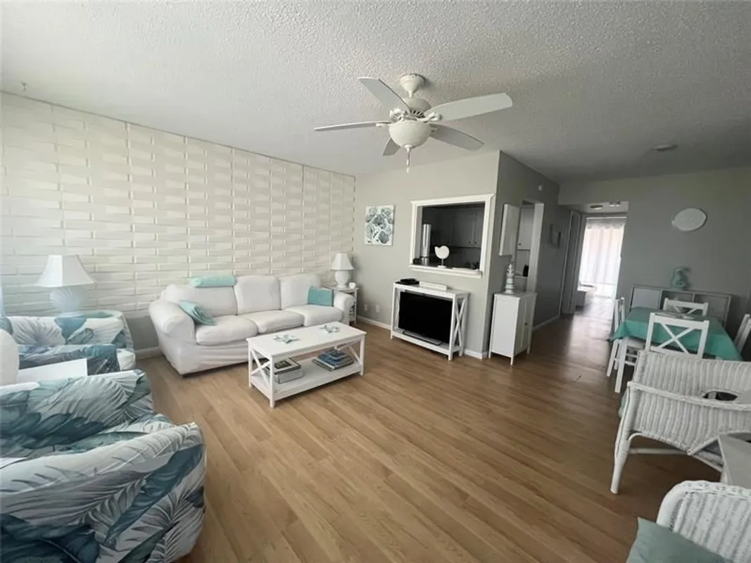 Property Slideshow image 1 of 34 | 258 markham l # 258, Deerfield Beach, FL, 33442