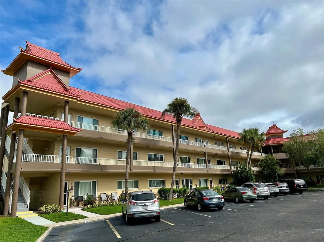 Property Slideshow image 1 of 48 | 2402 ecuadorian way apt 28, Clearwater, FL, 33763