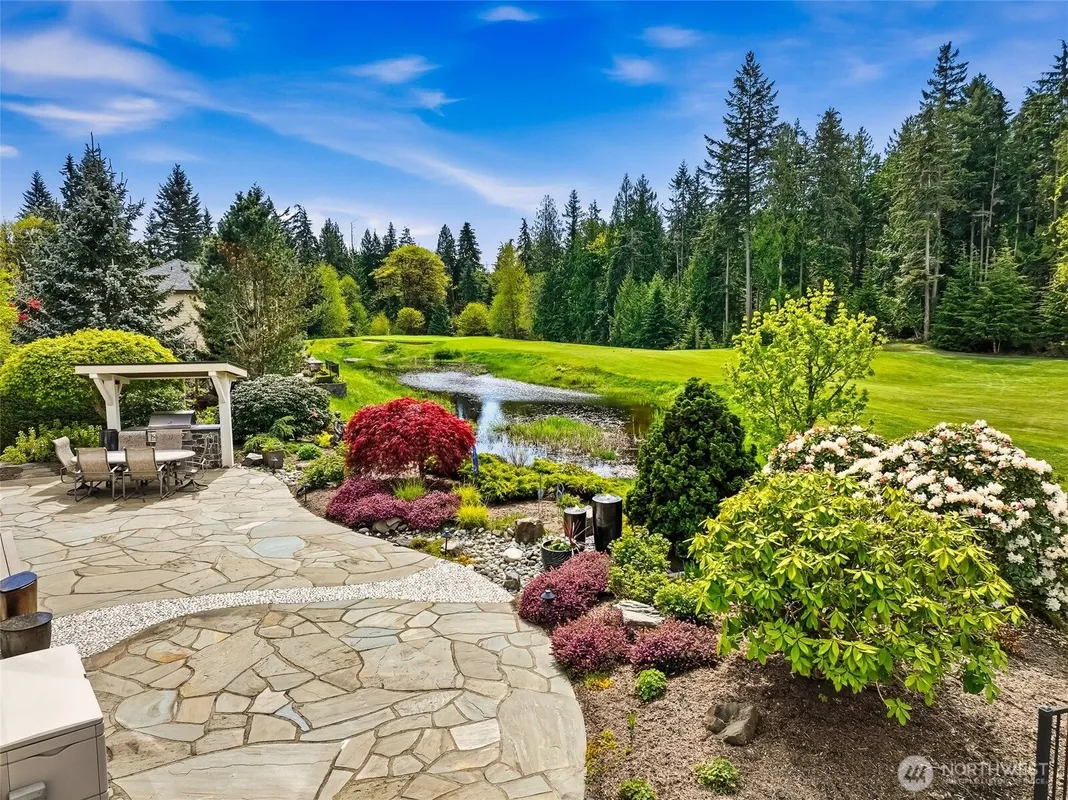 Property Slideshow image 1 of 40 | 24035 ne adair rd, Redmond, WA, 98053