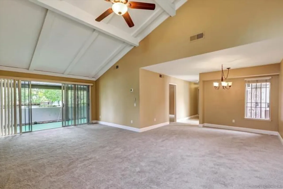 Property Slideshow image 1 of 27 | 16470 caminito vecinos 82, San Diego, CA, 92128