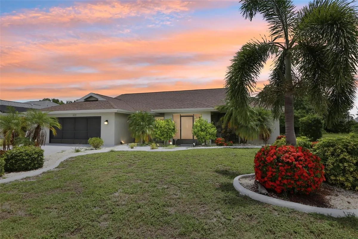 Property Slideshow image 1 of 72 | 1812 new bedford dr, Sun City Center, FL, 33573