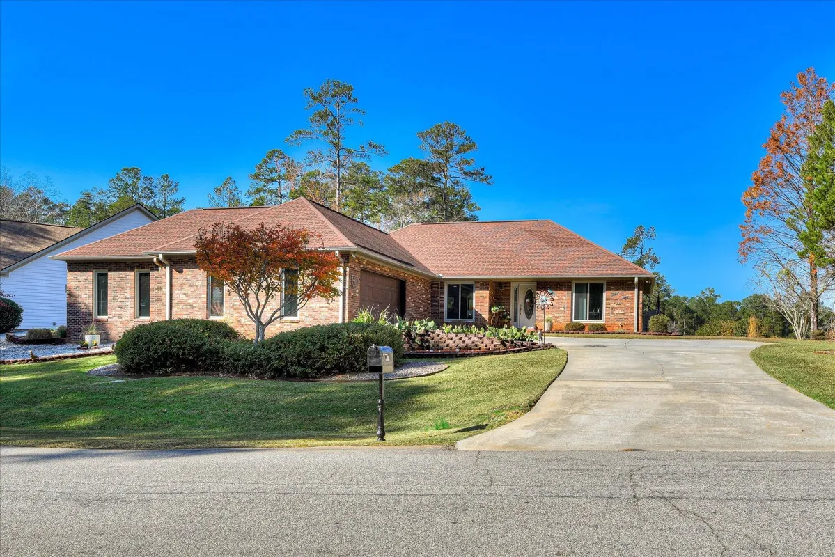 Property Slideshow image 1 of 53 | 120 driftwood ln, Mc Cormick, SC, 29835