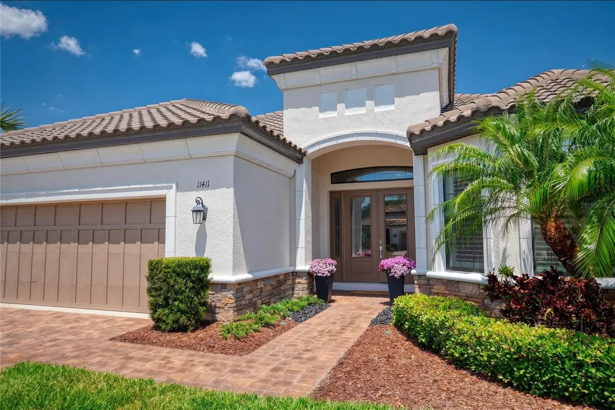 Property Slideshow image 1 of 26 | 11411 juglans dr, Odessa, FL, 33556
