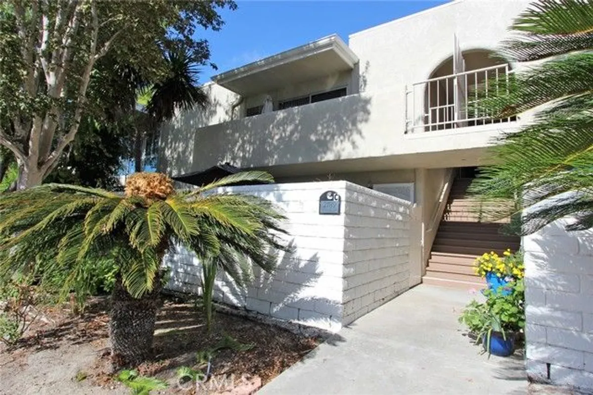Property Slideshow image 1 of 18 | 2189 via mariposa e c, Laguna Woods, CA, 92637