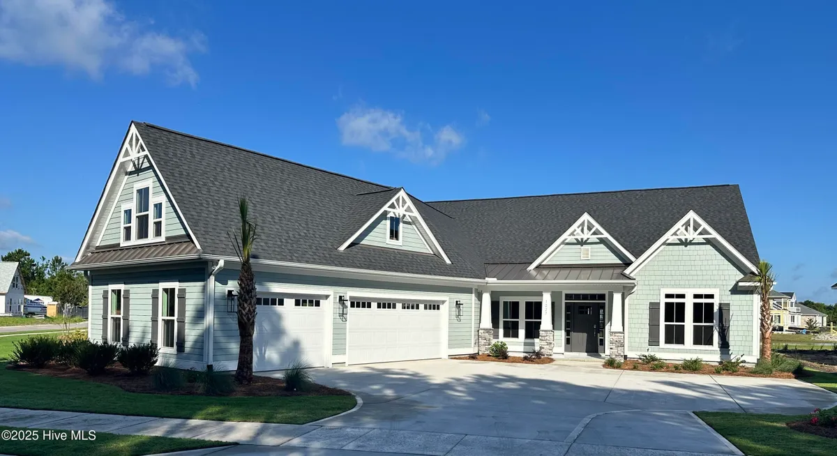 Property Slideshow image 1 of 47 | 1227 bella vista ln, Leland, NC, 28451