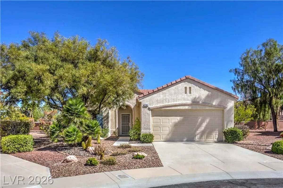 Property Slideshow image 1 of 28 | 1781 cypress lake ct, Henderson, NV, 89012